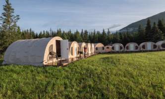 Alaska bear camp