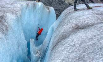 Exit glacier guides ice climbing 11