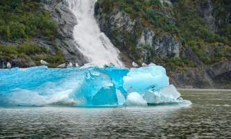 2021 Mendenhall Glacier Ice Adventure Tour Jason iceburg waterfall
