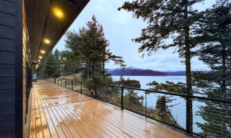 Meandering Goat Dinner Cruise restaurant deck Meredith