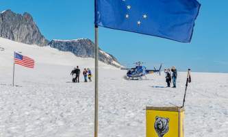Northstar trekking glacier dog sled adventure Cropped Flag