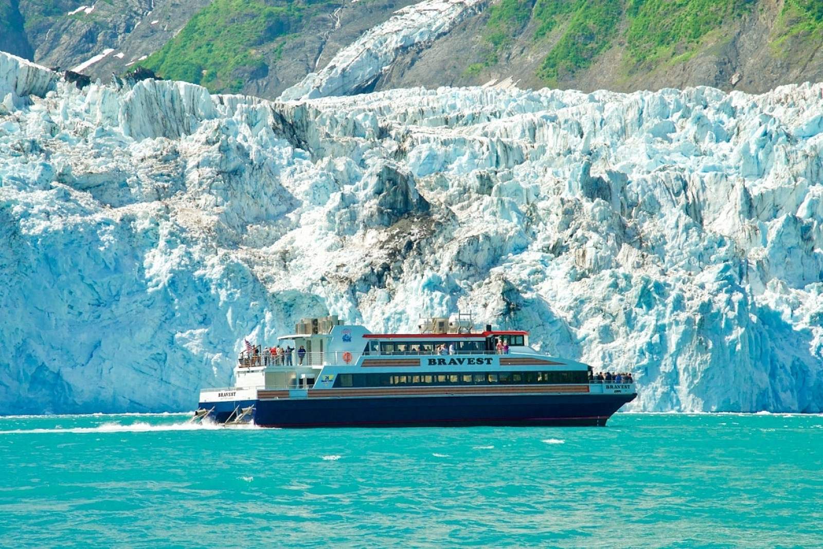 whittier ak glacier cruise