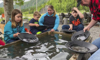 Roadside gemstone mining Gold Panning 26