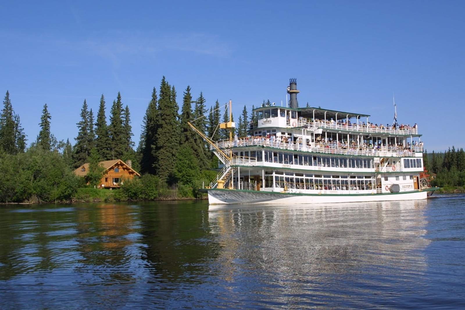 sternwheeler riverboat discovery cruise