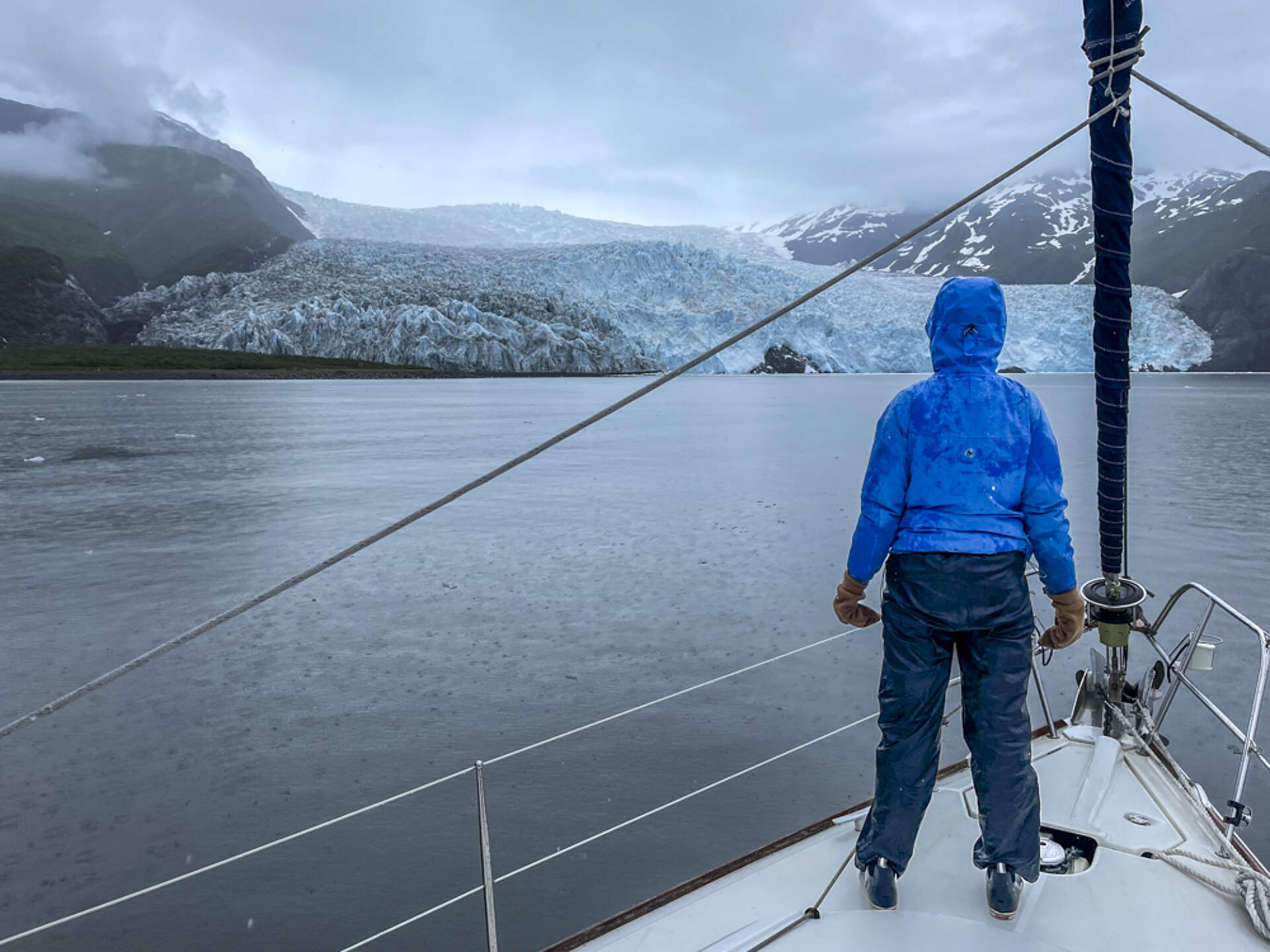Sailaway Alaska Asterin at glacier 1 Chris Reynolds
