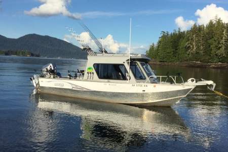 Alaska Halibut Fishing Charters, Angle for Monster…