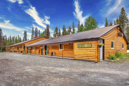 Backwoods Lodge