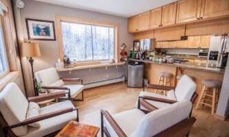 Bear lake lodgings seward alaska 3