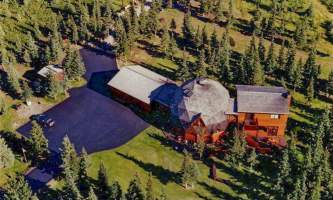 Denali Dome Home Denali Dome Home Bed and Breakfast in Healy 1 600x411 Ann Langenberg Miller