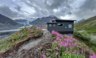 1glacier view glacier hut