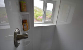 Glacier view glacier hut 3