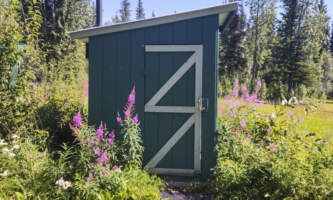 Mc Carthy Cabins Bluff Cabin Outy