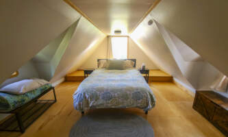 Mc Carthy Cabins Meadow Cabin Loft Queen Bed