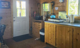 Mc Carthy Cabins Swift Creek Kitchenette