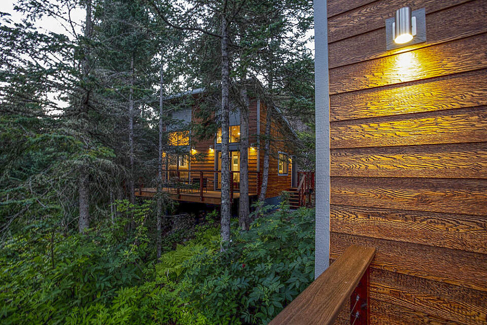 Cabin exterior at Odyssey Lodge