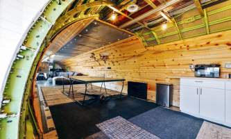 The Pilot Lodge 727 5
