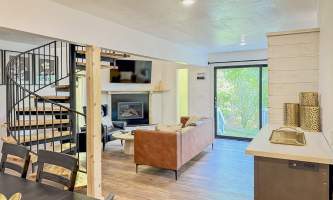 Seafarer suites Woodside IMG 0084 Chad