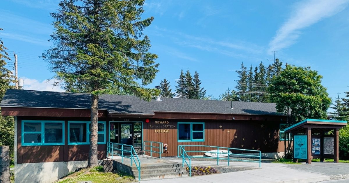 Seward Adventure Lodge Modern Lodge in Seward, Alaska