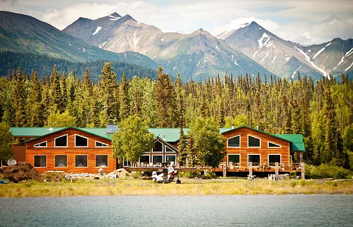 Lodge Exterior 2 alaska stonewood lodge
