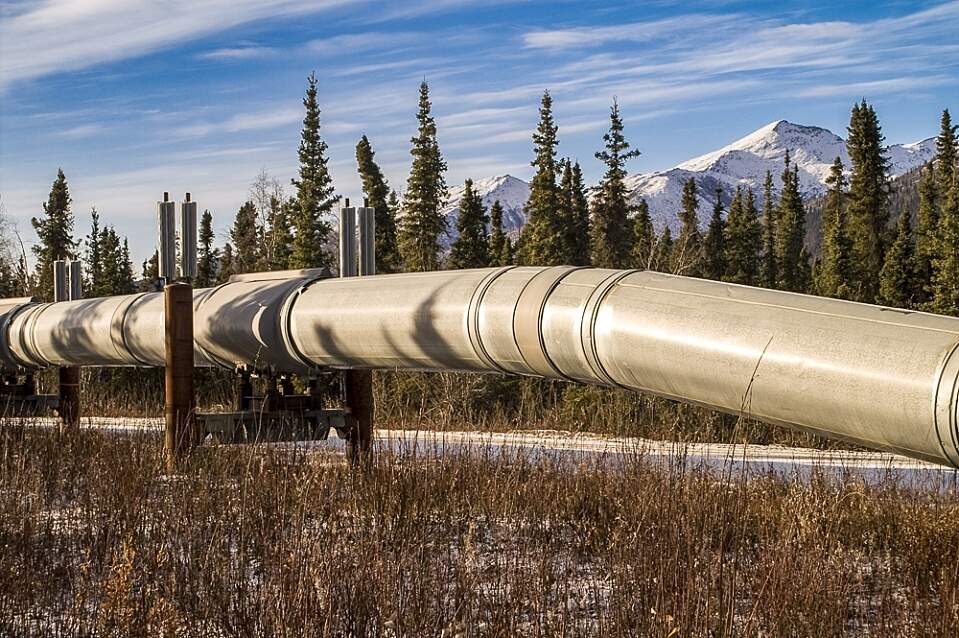 Alaskan pipeline 1 1357709 2 Hayden