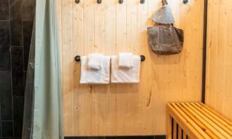 West Wind Cabins Spa 10