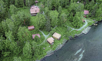 Wilderness place lodge Alaskas Wilderness Place Lodge wpl heli over arial copy 1645397959 o0jyxh