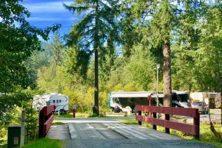 Glacier Nalu Campground Resort