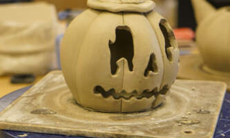 Turnagain Ceramics Gallery DSC01930