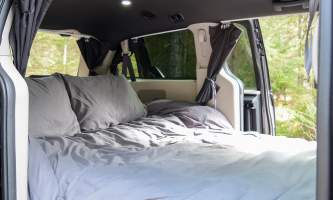 2021 Get Lost Vans Interior Bed2