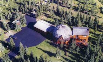 Keys To Denali Denali Dome Home Bed and Breakfast in Healy Ann Langenberg Miller